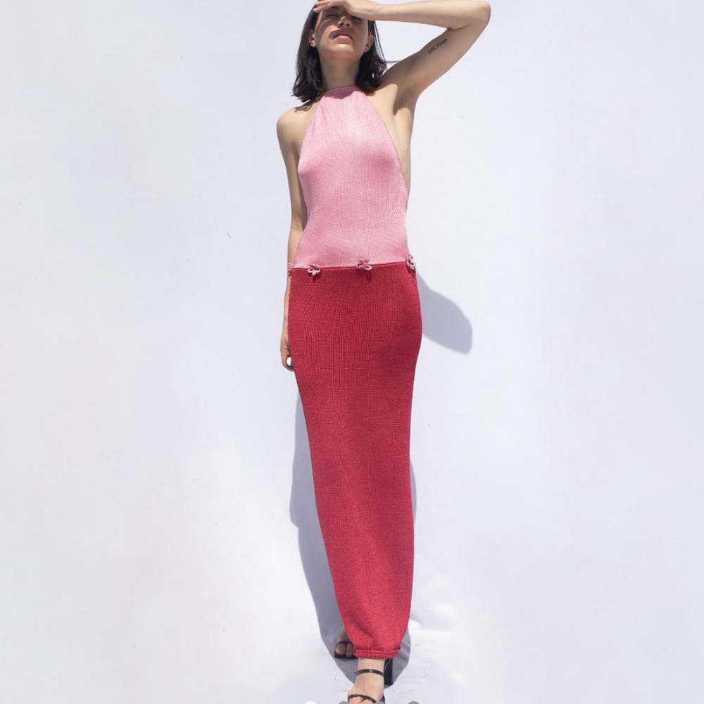 Iconic 90s knitwear dress